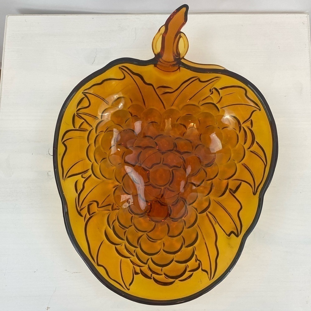 Vintage Indiana Amber Glass Grape Bunch Glass Fruit Bowl